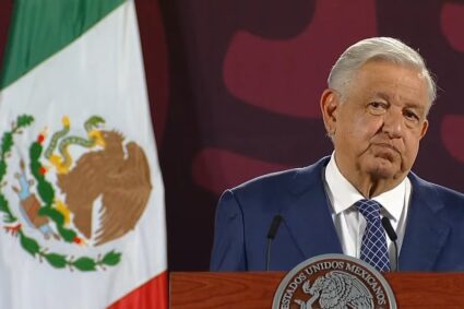 El presidente culpa de la violencia en Sinaloa a Estados Unidos