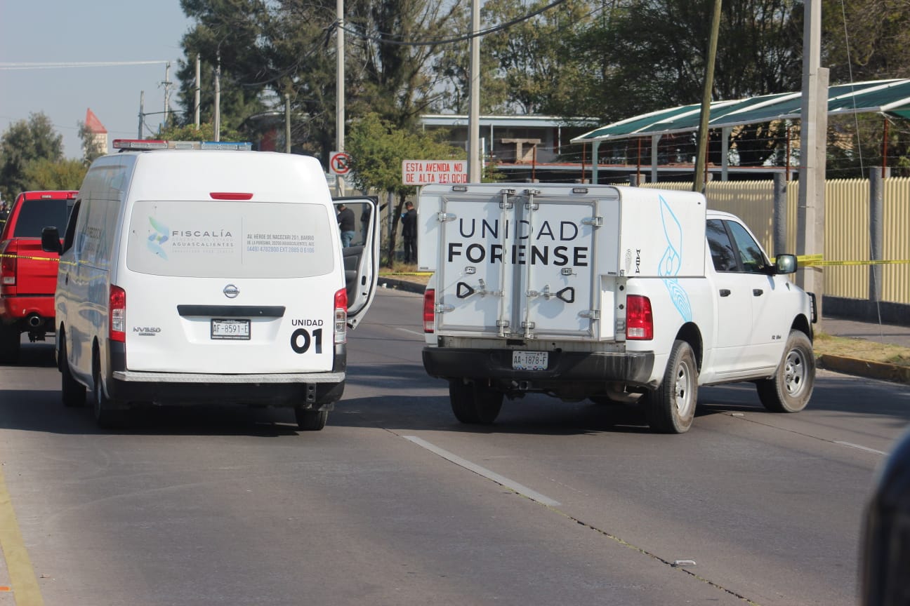 Los periciales llegaron al lugar de los hechos. Foto: Eric García Camarillo/Objetivo7fotógrafos.