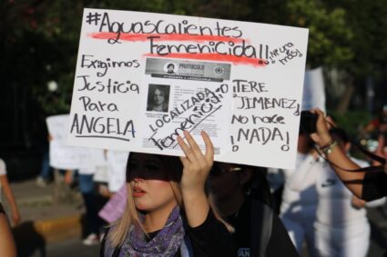 Se manifiestan en Aguascalientes por justicia para Ángela