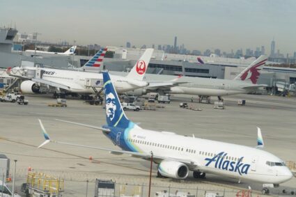 Más de mil vuelos detenidos por cierre de Gobierno