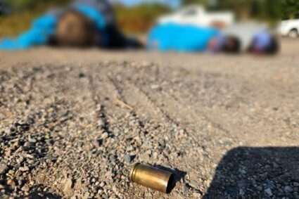 Gobierno y medios, rebasados por la guerra