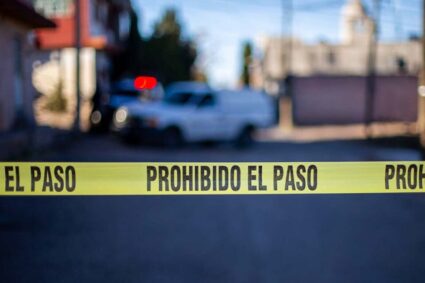 Usan cabeza humana para amenazar a periodista