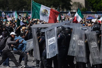 México: perseguir disidentes y proteger criminales