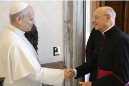 El Papa informa al Opus Dei que sus estatutos no están listos
