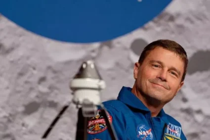 Astronauta ateo de Artemis lloró al ver la cruz