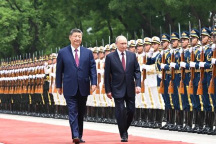 Xi se reúne con Putin