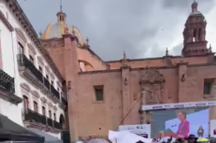 TORMENTA Y VACÍO: Lluvia sepulta la convocatoria de David Monreal en jornada de enlace nacional