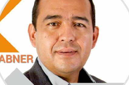 Maestros acaban con sus caciques y ponen clavos al ataúd de Martín Orozco