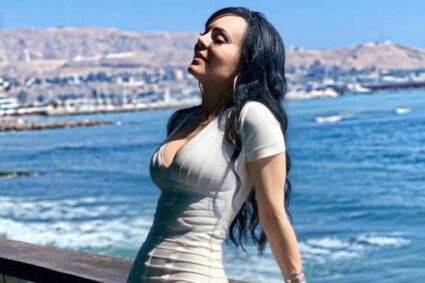 A Maribel Guardia no se le notan los años ni la ropa